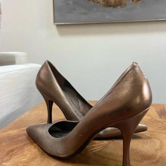 Bronze Pointed-Toe Women's Pumps - Picture 3 of 3